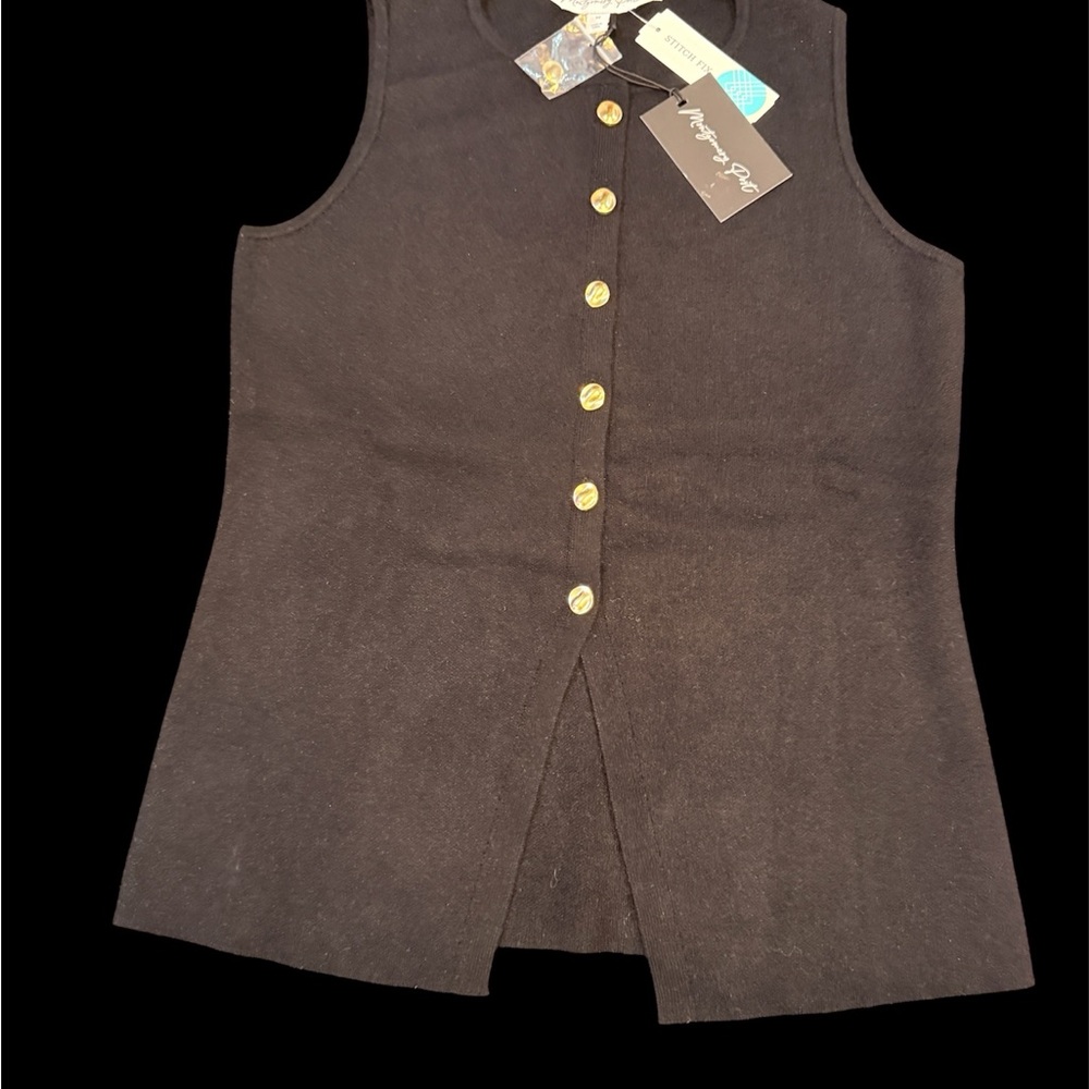 Black Sleeveless Button-Up cardigan